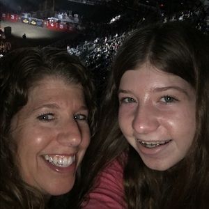 Meet your Posher, Julie